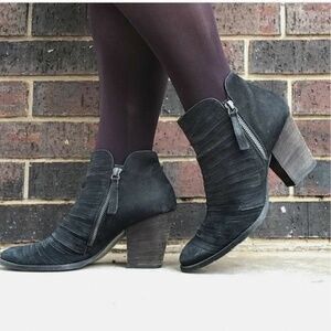 Paul Green Malibu Sliced Zip Bootie Black Nubuck Leather